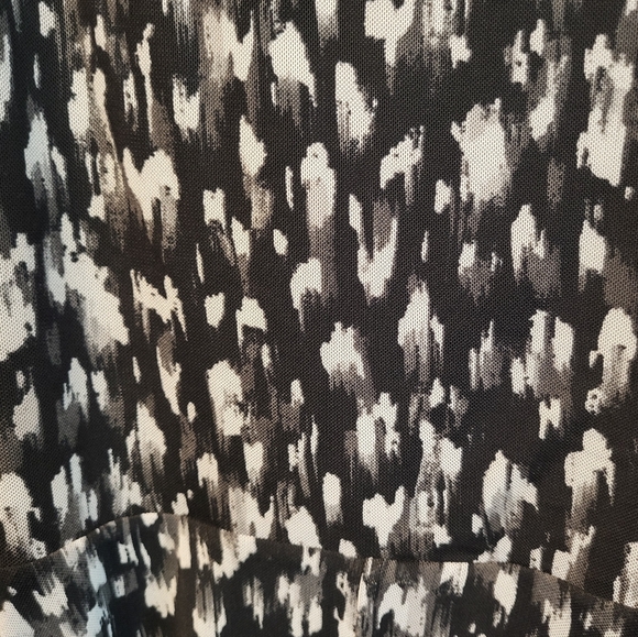 City Chic Black and White Asymmetrical Dress - Picture 4 of 16